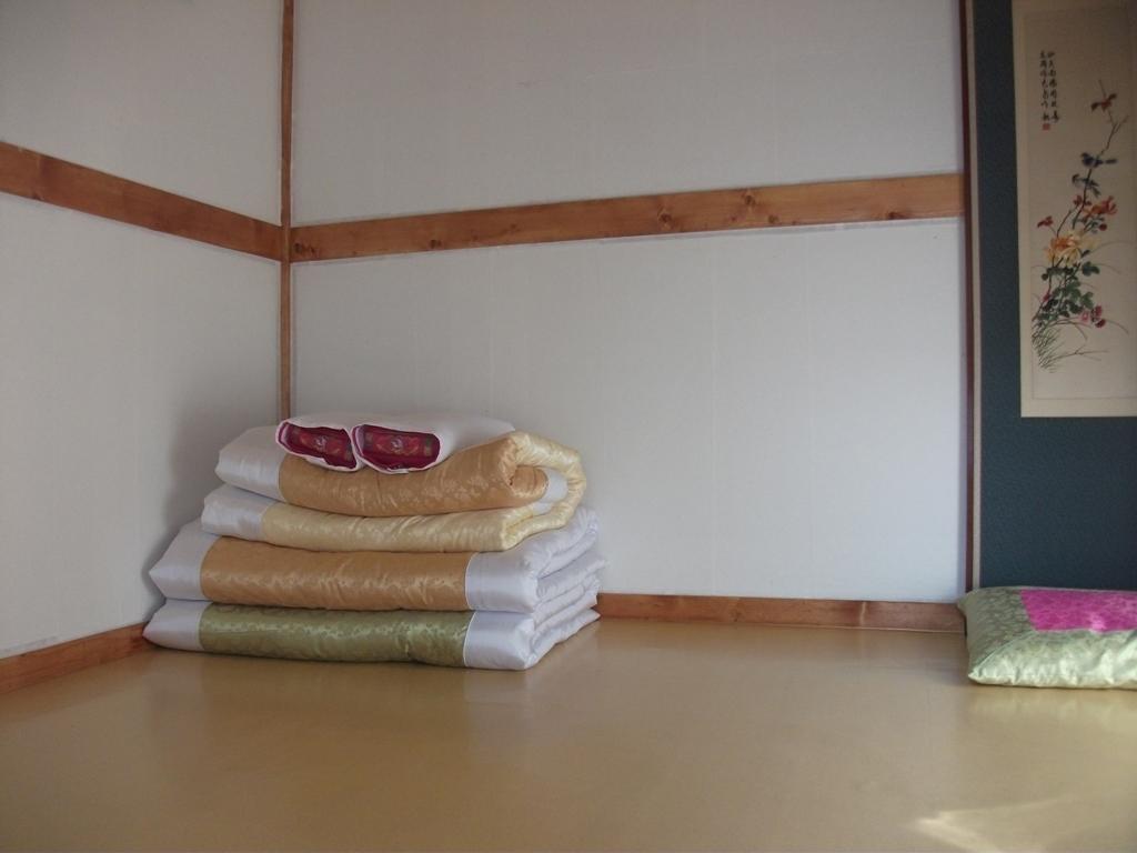 Hyosunjae Hanok Guesthouse Seoel Kamer foto
